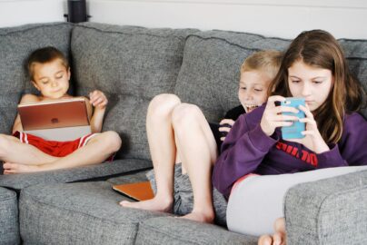 Chores and Screen Time: A Healthy Balance for Kids