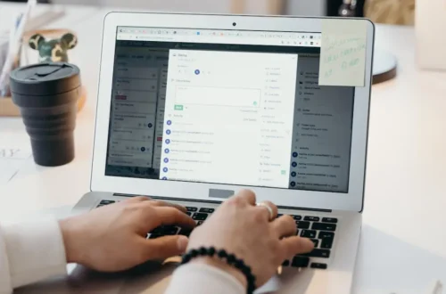 Creating a Chore Calendar That Works for Busy Families